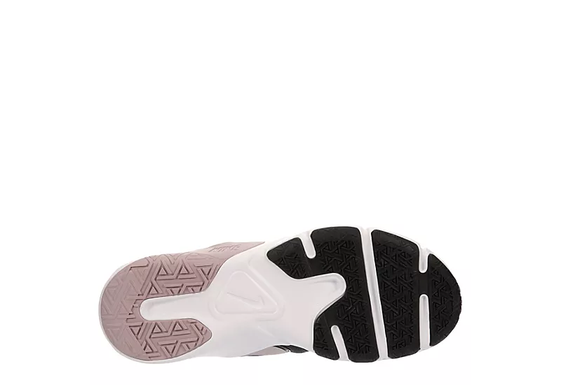 Nike Womens Legend Essential Training Shoe - Black 9 Nike Womens Legend Essential Training Shoe - Black - Image 7