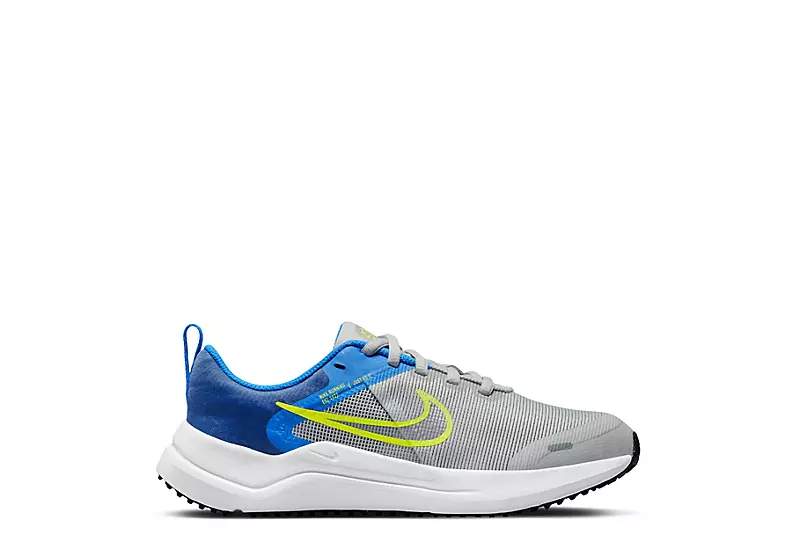 Nike Boys Downshifter 12 Sneaker - Grey 4 Nike Boys Downshifter 12 Sneaker - Grey - Image 2