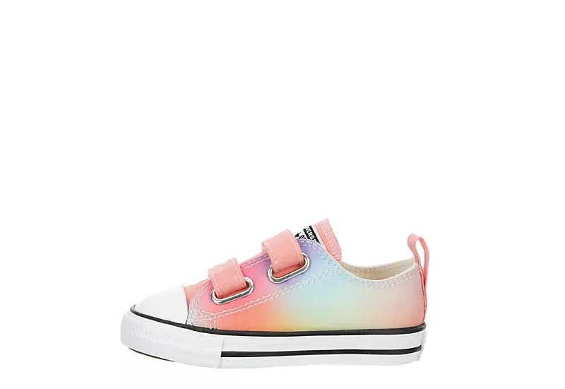 Converse Girls Infant Chuck Taylor All Star Low Sneaker - Pink 6 Converse Girls Infant Chuck Taylor All Star Low Sneaker - Pink - Image 4